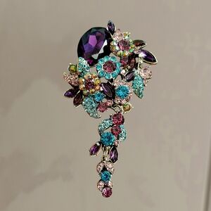 Multicolor Crystal Statement Brooch